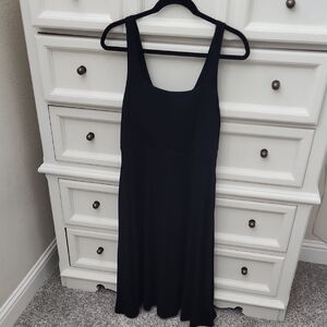 Senita Athletics Empire Midi Dress L